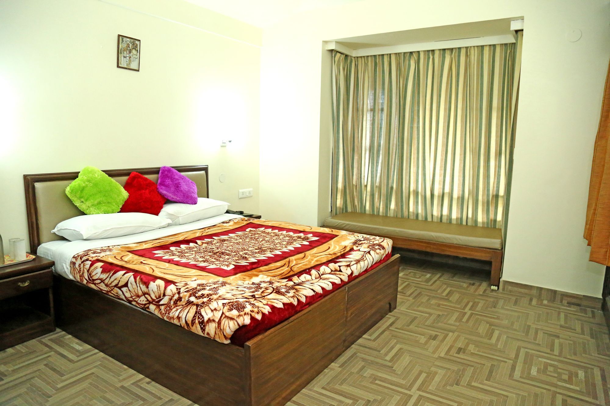 Oyo 5248 Surbee Resorts Mussoorie Eksteriør billede