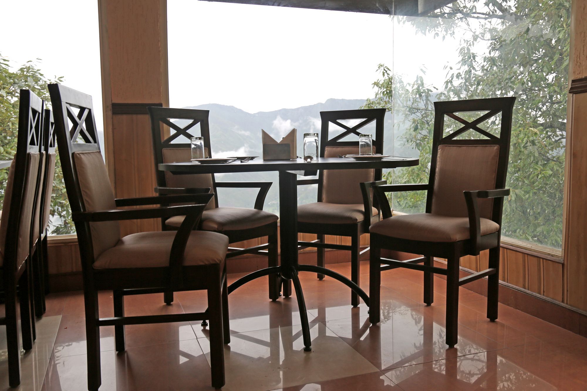 Oyo 5248 Surbee Resorts Mussoorie Eksteriør billede