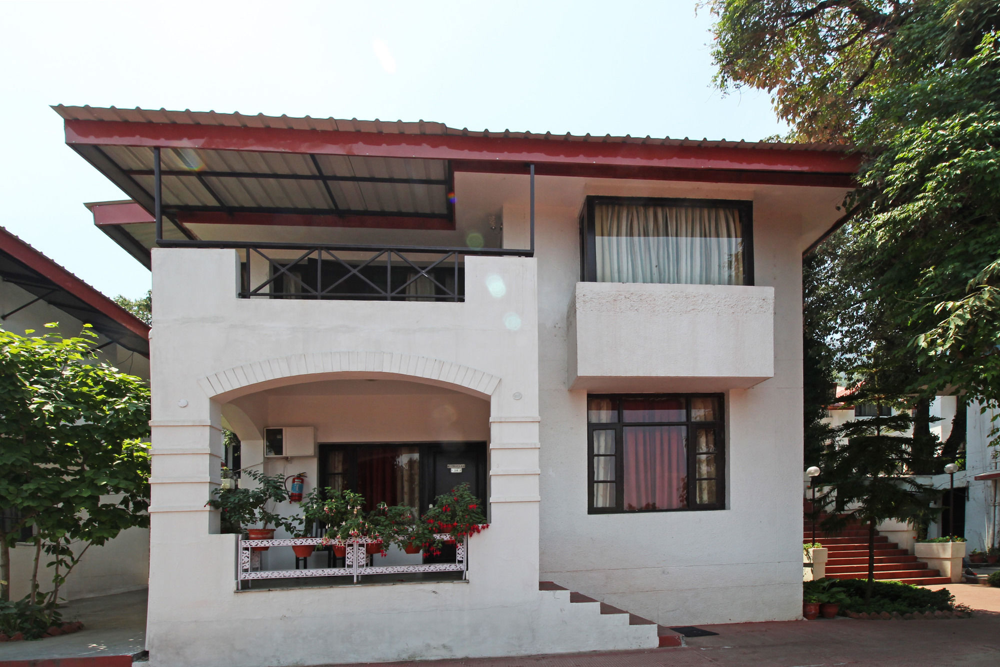 Oyo 5248 Surbee Resorts Mussoorie Eksteriør billede
